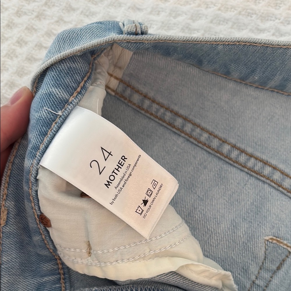 MOTHER Light Blue Ankle & Cropped Jeans - Picture 4 of 7